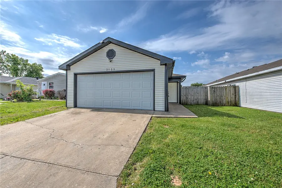 2729 Lenox Court, Springdale, AR 72764 - #2
