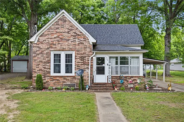 405 NE 3rd Street, Atkins, AR 72823