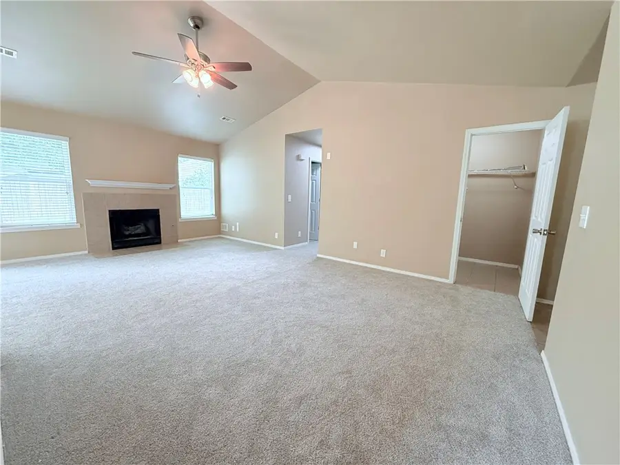 29 Cheryl Circle, Bentonville, AR 72712 - #3