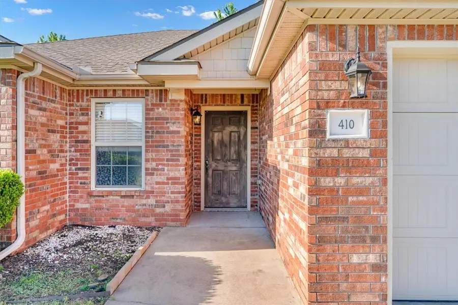 410 E Meadow Wood Lane, Rogers, AR 72758 - #2