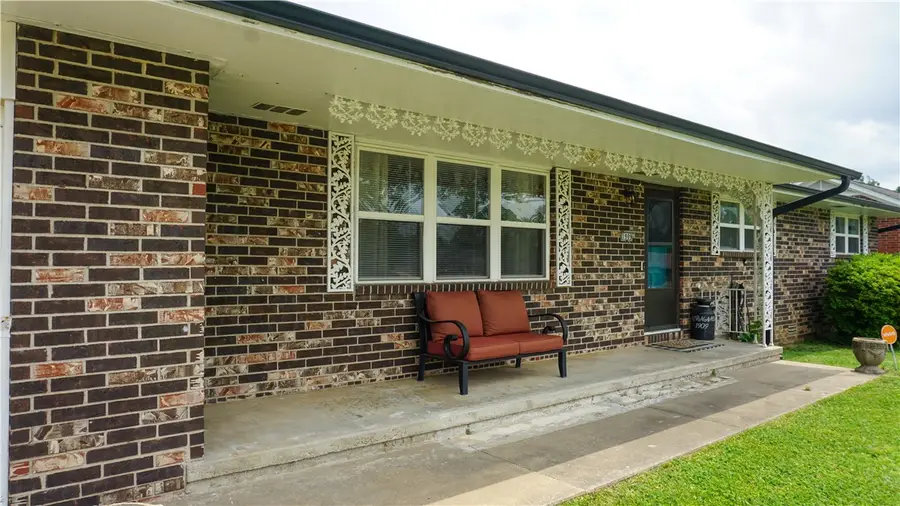 1909 S 11th Street, Rogers, AR 72758 - #3