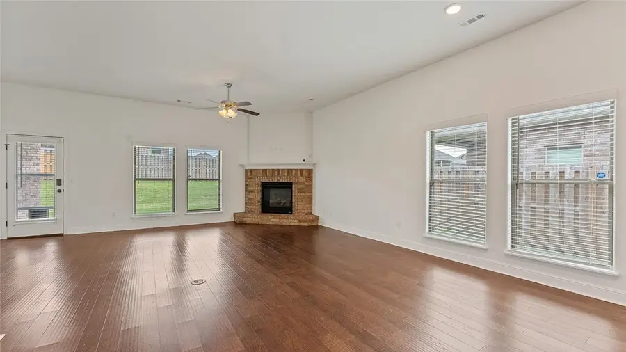 2401 Lock Lane, Pea Ridge, AR 72751 - #3