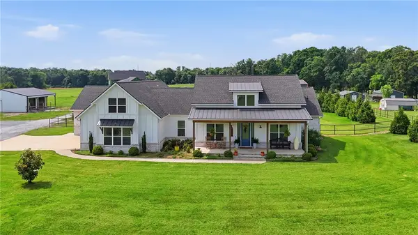 13885 N Mount Olive Road, Gravette, AR 72736