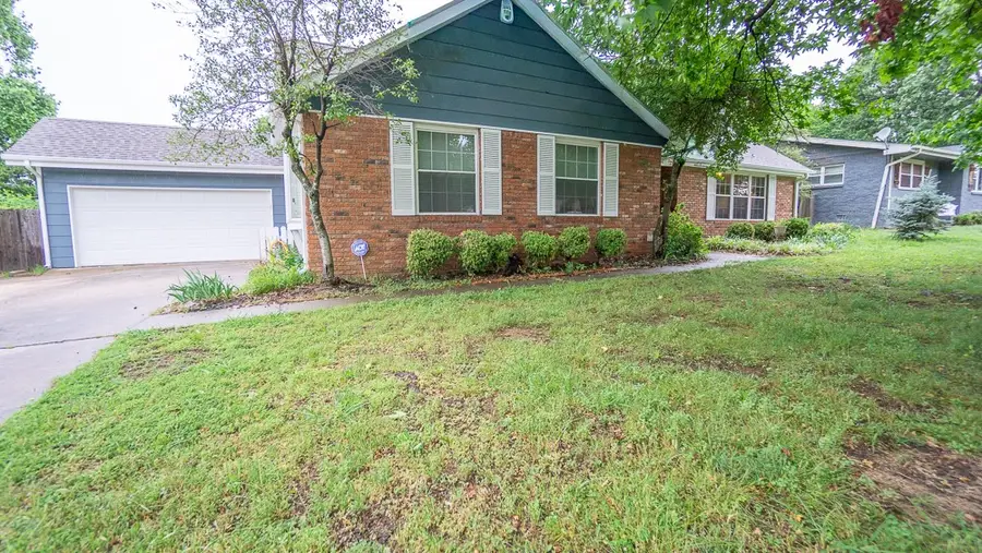 1847 N Wheeler Avenue, Fayetteville, AR 72703 - #3