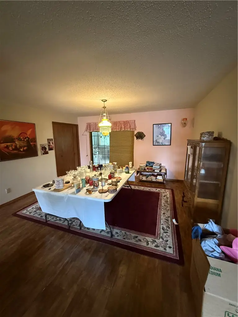 2806 N Frankfort Avenue, Russellville, AR 72802 - #3