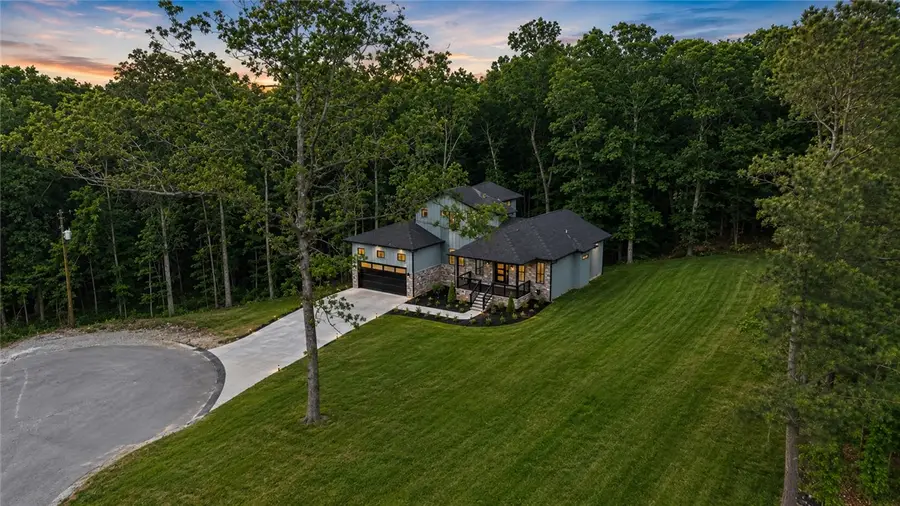 2 Uist Circle, Bella Vista, AR 72715 - #2