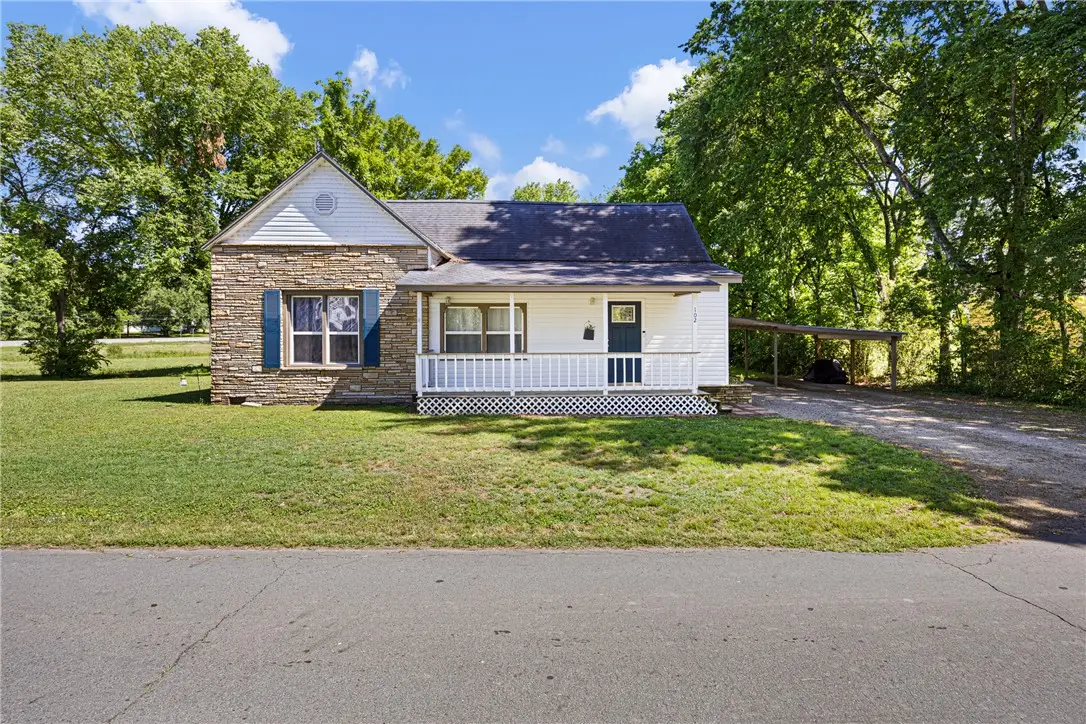102 S Seminary Street, Lamar, AR 72846 - #1