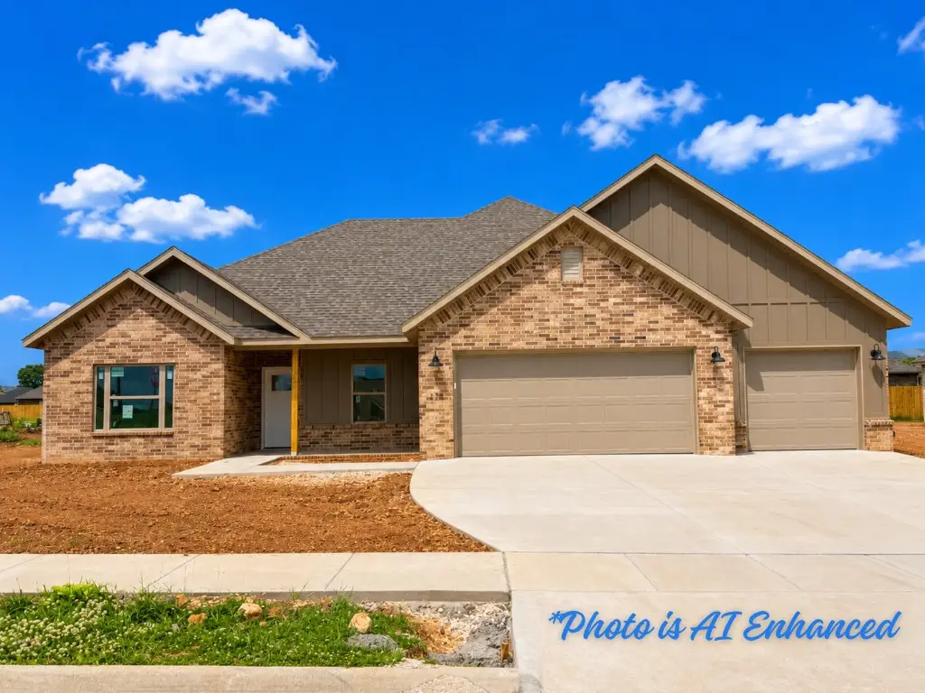 172 N Panther Avenue, Farmington, AR 72730 - #1