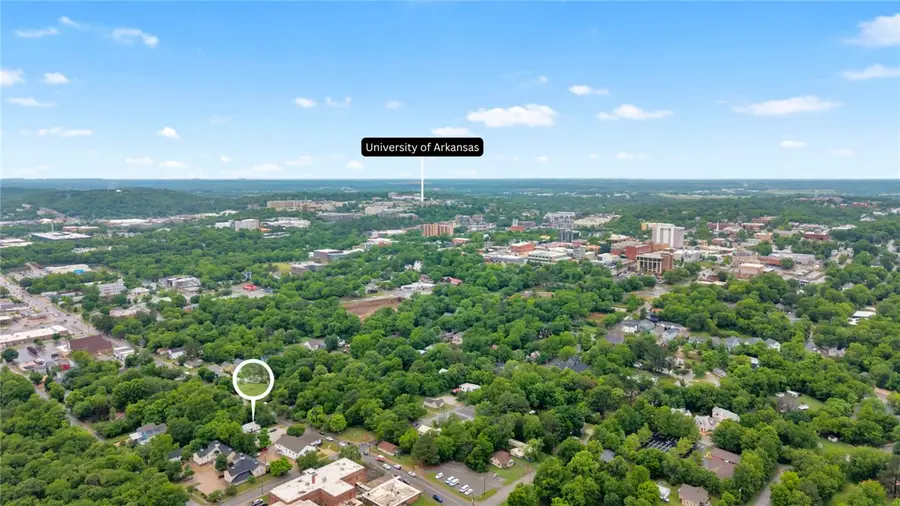 27 Martin Luther King Jr Boulevard, Fayetteville, AR 72701 - #2