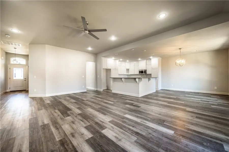 1013 Glass Street, Cave Springs, AR 72718 - #3