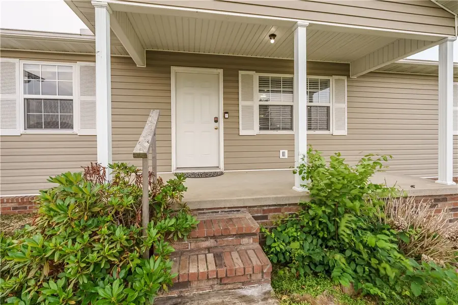 1303 Sunset Boulevard, Berryville, AR 72616 - #2