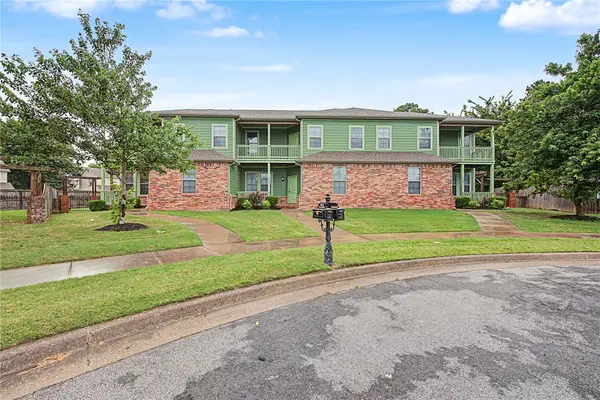 765, 767, 769 N Wordsworth Lane, Fayetteville, AR 72704