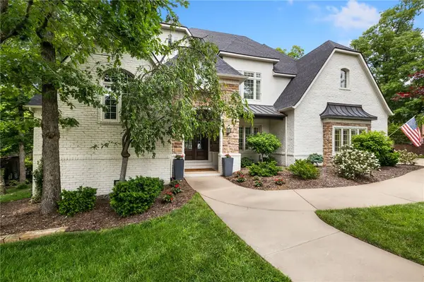 7205 Dunroven Lane, Rogers, AR 72758
