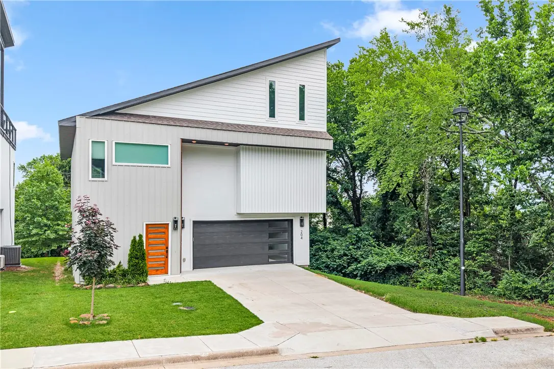 204 S Forest Canyon Avenue, Fayetteville, AR 72701 - #1