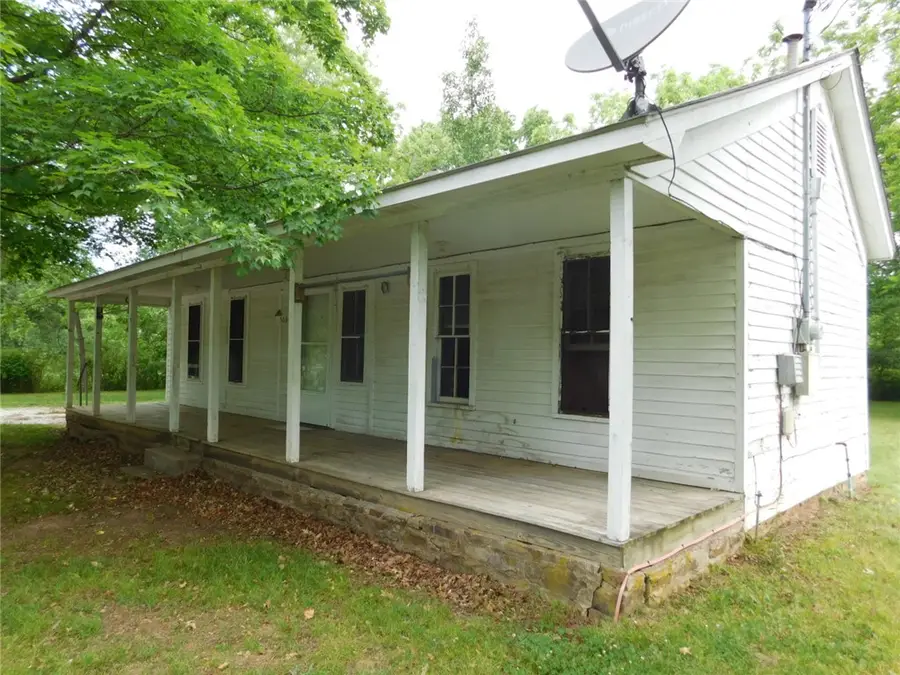 5060 E Huntsville Road, Fayetteville, AR 72701 - #2