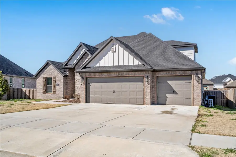 1805 Abbott Lane, Pea Ridge, AR 72751 - #3
