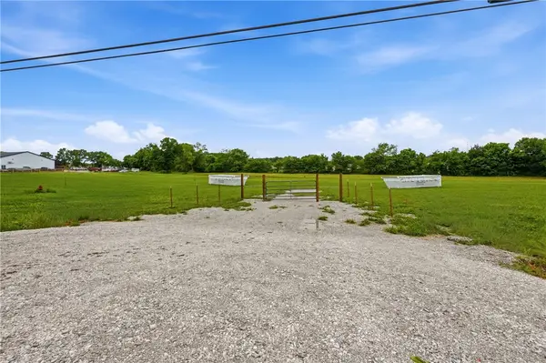 North Center, Elkins, AR 72727