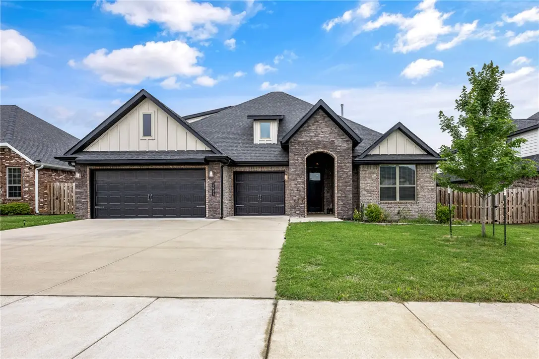 1411 Ocean Drive, Centerton, AR 72719 - #1