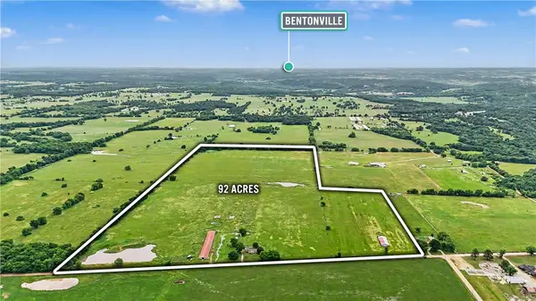 9858 State Line Road, Maysville, AR 72747