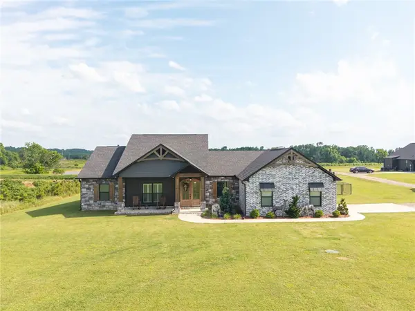 2215 Deepwood Drive, Alma, AR 72921