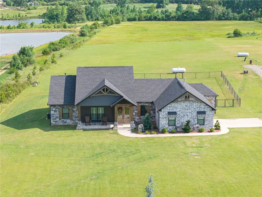 2215 Deepwood Drive, Alma, AR 72921 - #2