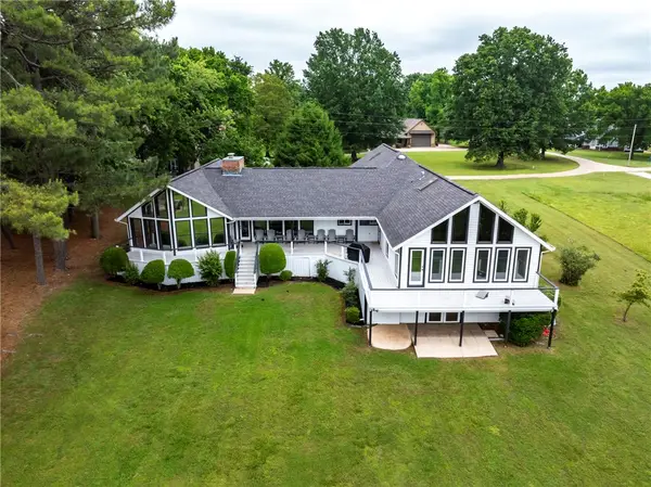 10742 Sycamore Road, Lowell, AR 72745