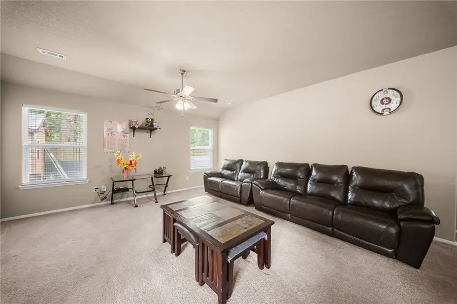 1502 W Kelley Drive, Rogers, AR 72756 - #3
