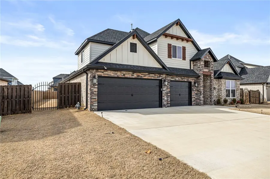 1211 Longbourn Drive, Centerton, AR 72719 - #3