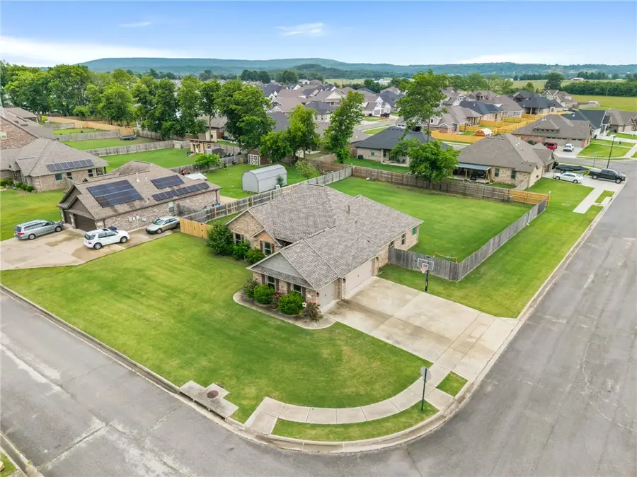 707 Sedgwick Drive, Prairie Grove, AR 72753 - #2
