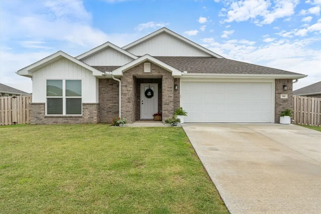 908 S Canvasback Drive, Siloam Springs, AR 72761 - #1
