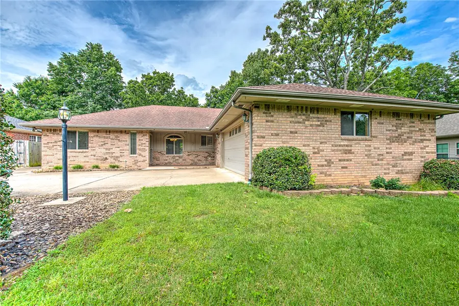 7 Shanklin Drive, Bella Vista, AR 72715 - #2
