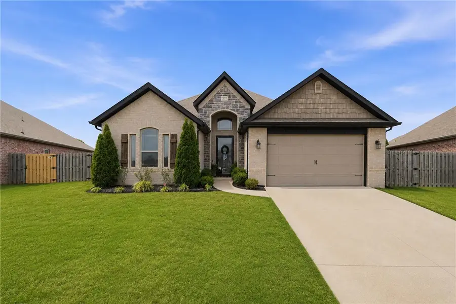 5611 W Alder Lane, Rogers, AR 72758 - #3