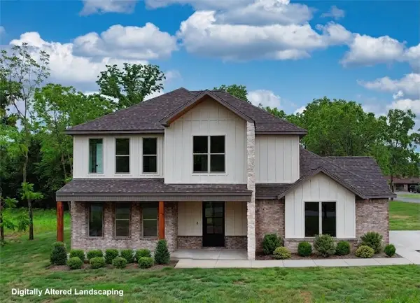 55 Magrath Drive, Bella Vista, AR 72715
