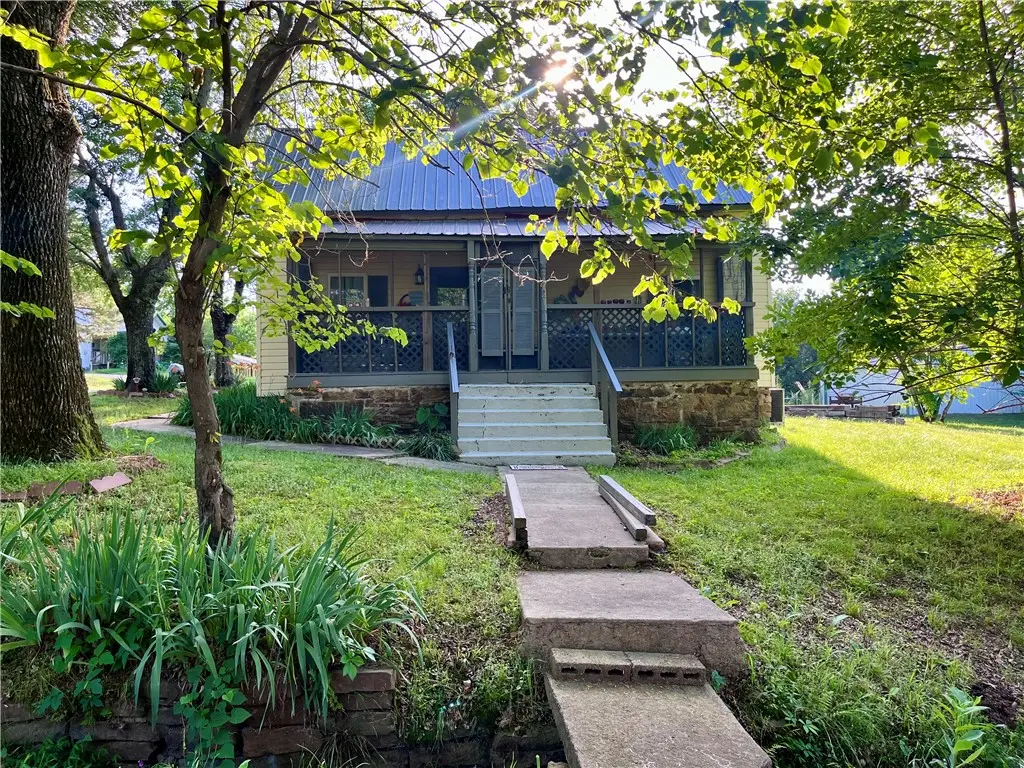 1421 Hendrix Street, Altus, AR 72821 - #1
