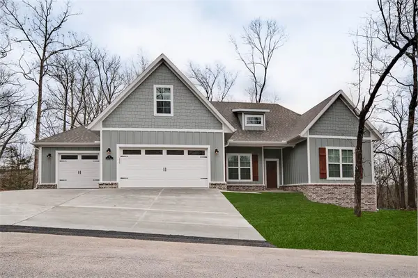 35 Chelmsworth Drive, Bella Vista, AR 72715