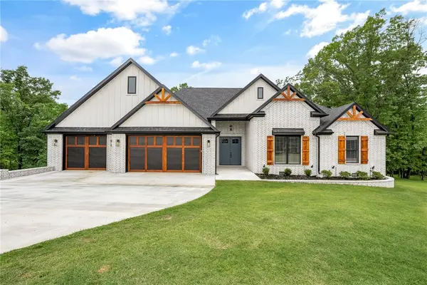 13619 Eastgate Drive, Rogers, AR 72756