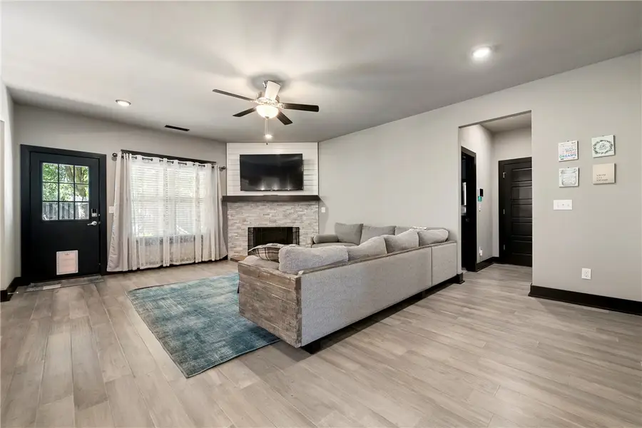 4304 SW Plumley Avenue, Bentonville, AR 72713 - #2