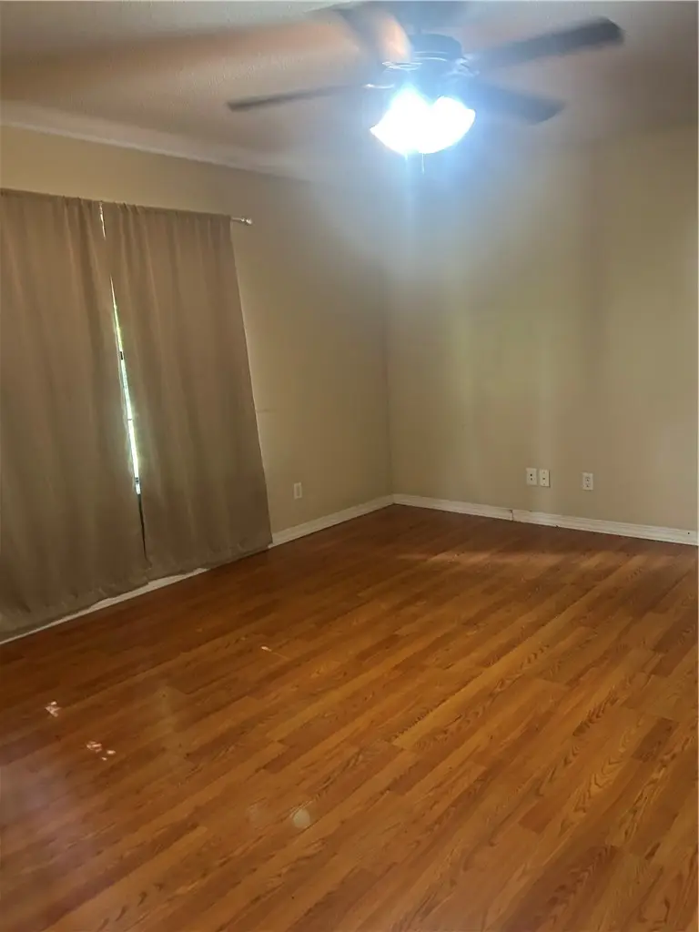 409 W 15th Street, Russellville, AR 72801 - #2