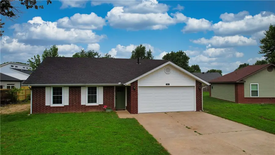669 Sarah Place, Centerton, AR 72719 - #2