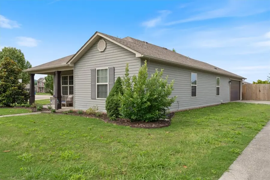 5066 W Colfax Loop, Fayetteville, AR 72704 - #2