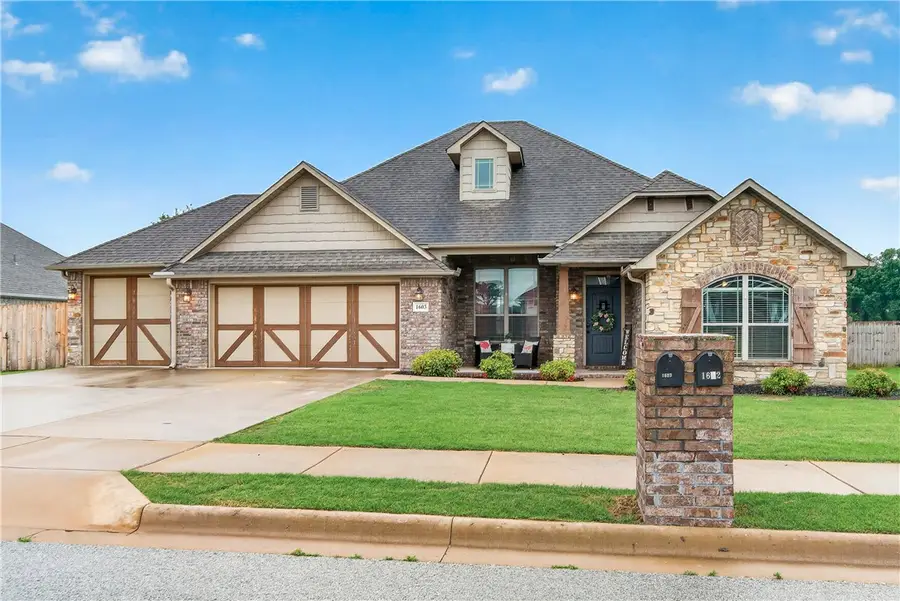 1603 Higgins Street, Pea Ridge, AR 72751 - #2