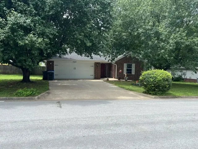 1655 Desarc Way, Fayetteville, AR 72704 - #1