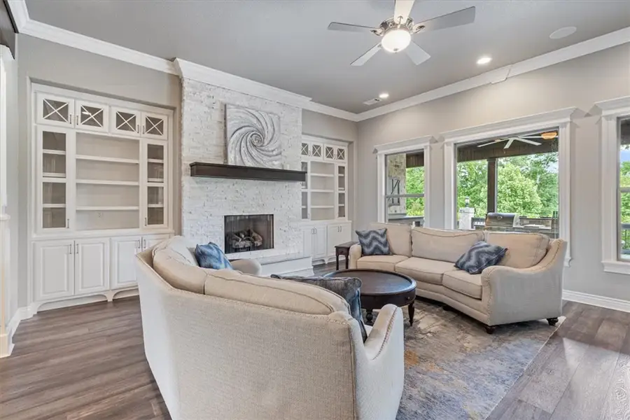 702 Saddle Ridge Road, Bentonville, AR 72712 - #2