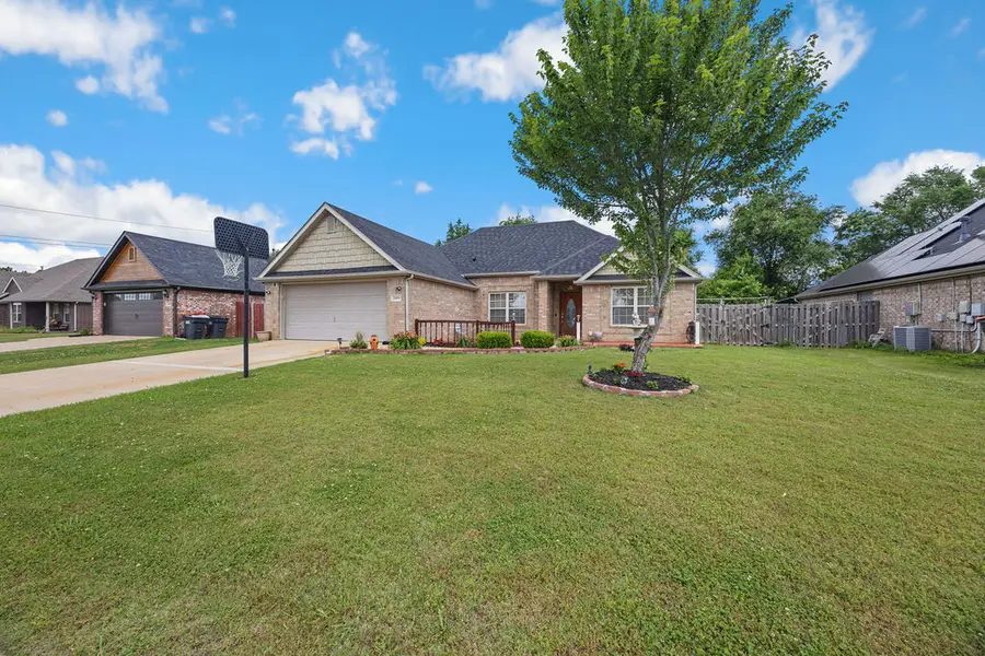 3384 Westminster Avenue, Springdale, AR 72762 - #2