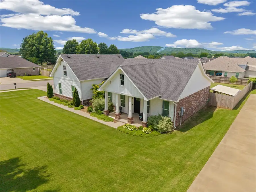 682 S Mock Street, Prairie Grove, AR 72753 - #2