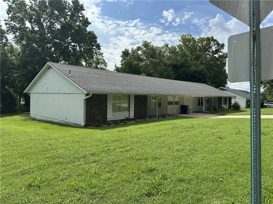 1121 Meadowbrook Drive, Mountain Home, AR 72653 - #2