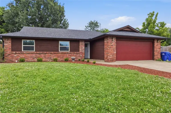 1815 K Street, Rogers, AR 72756