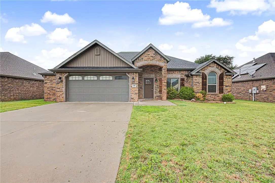 950 Bob Glen Circle, Centerton, AR 72719 - #1