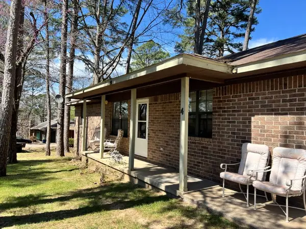 4 Oxford Lane, Bella Vista, AR 72714