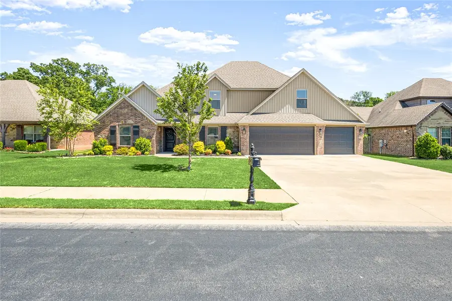 1081 Quail Hollow Drive, Bentonville, AR 72713 - #2